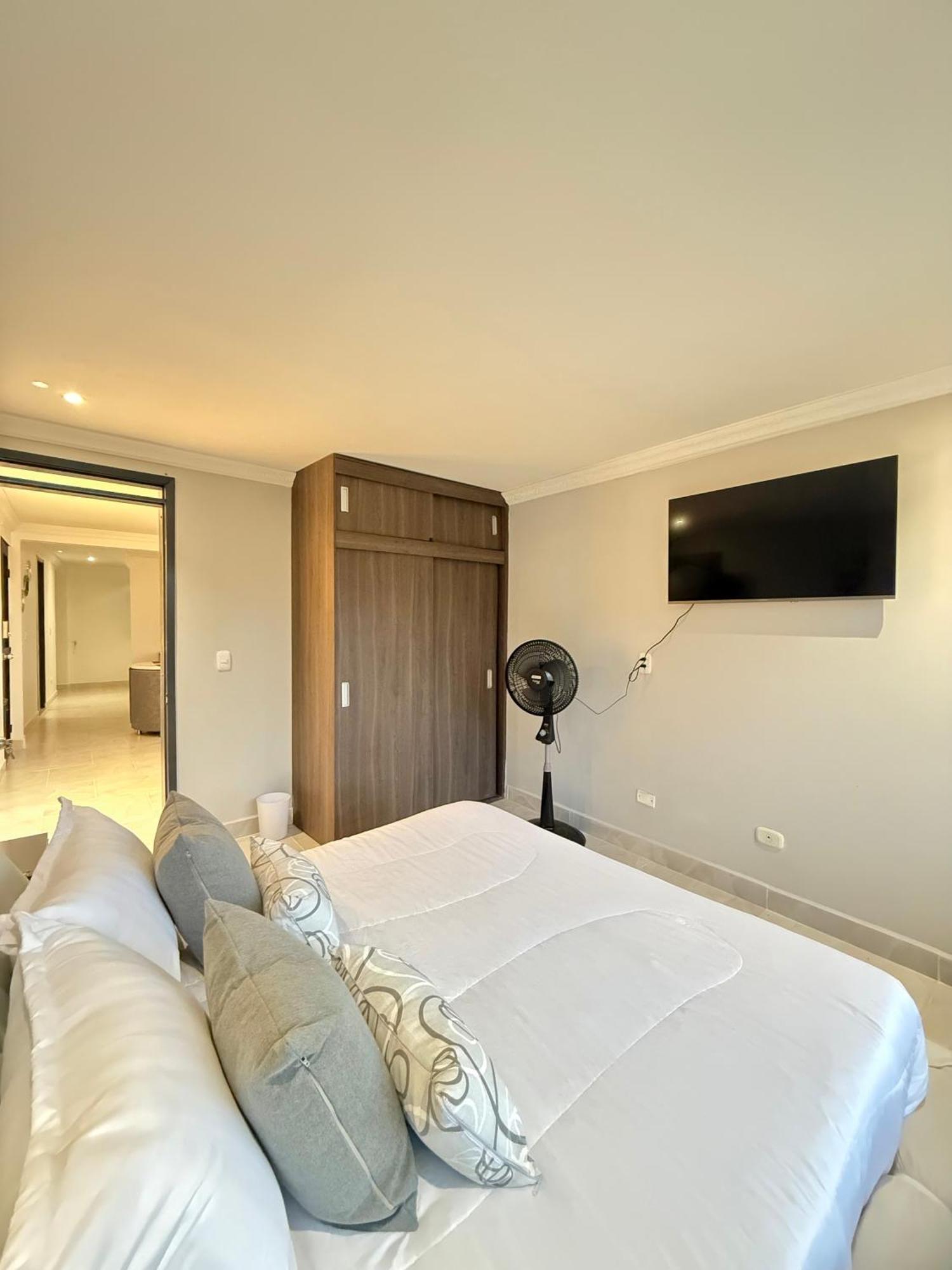 Apartamento Loft Host Partner Cerca Al Aeropuerto,Expofuturo Y Ukumari Pereira Exterior foto